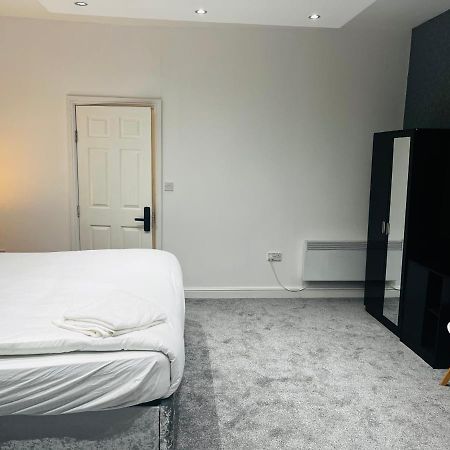 The Pleasant House Appartement Manchester Buitenkant foto