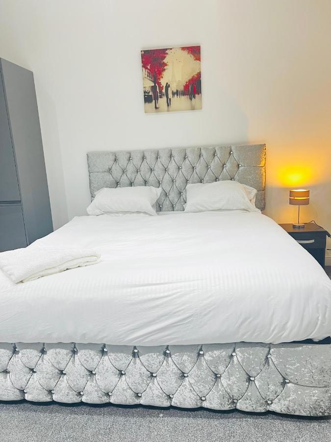 The Pleasant House Appartement Manchester Buitenkant foto